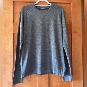 Lululemon long sleeve shirt